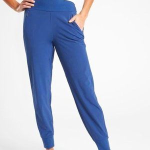 Like New Athleta Soho Joggers in Damask Blue